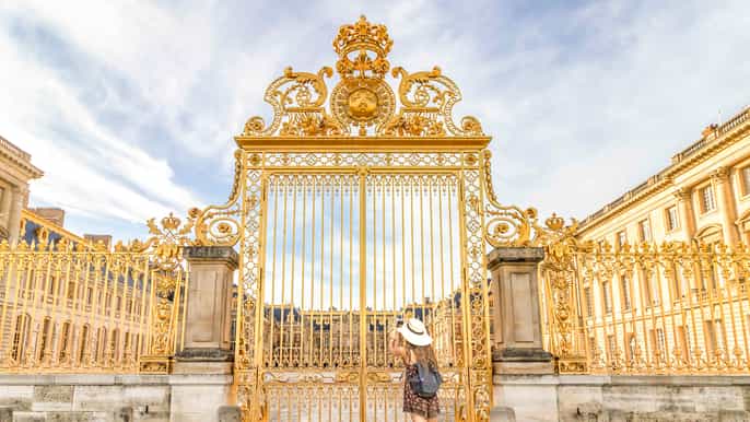 versailles palace gardens ticket audio guide transfer