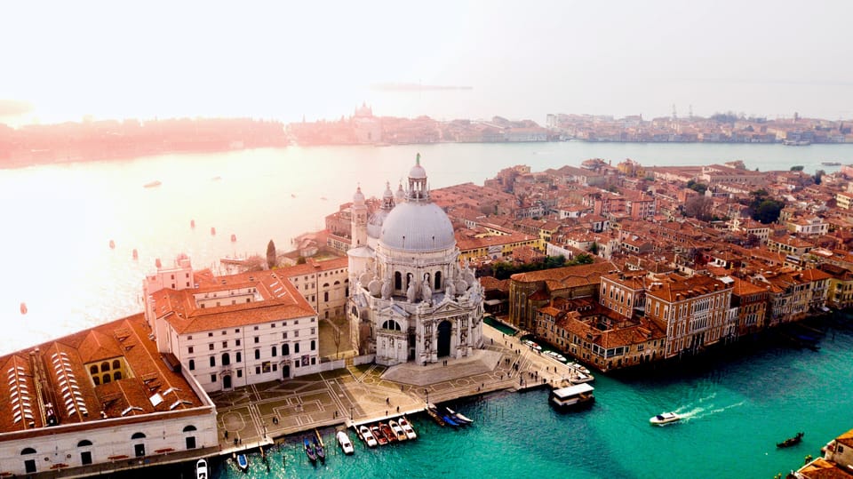 Venice 30 Minute Gondola Ride On Grand Canal With Serenade Getyourguide