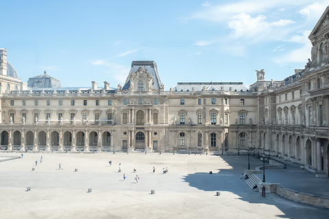 Paris Louvre: 2-Hour Private Tour for Groups or Families Louvre 2-Hour Private Tour for Families in French