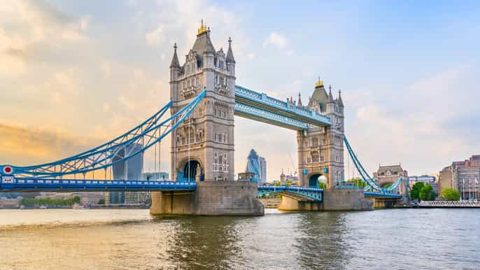 river thames hopon hopoff sightseeing cruise