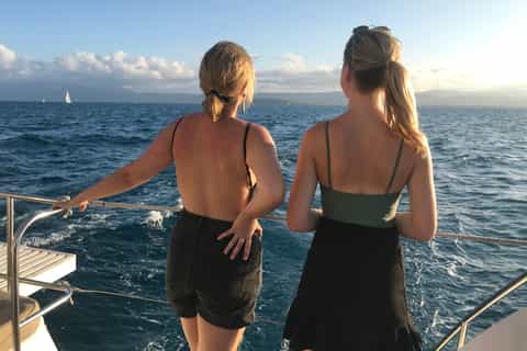 Port Douglas: Sunset Sailing Cruise on Luxury Catamaran