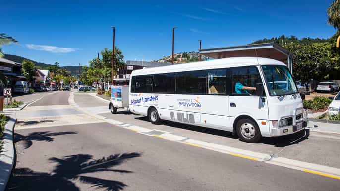 whitsunday prosperpine airport to airlie beach transfer