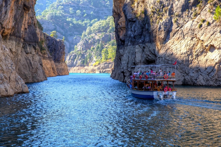 Excursion en bateau dans le canyon vert avec déjeuner et boissonsAu départ de Belek : Voyage en bateau dans le Canyon vert