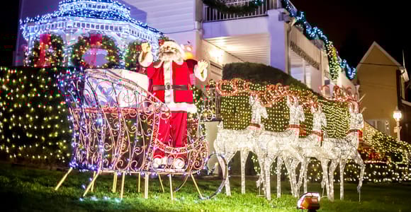 Von Manhattan aus: Dyker Heights Holiday Bus Tour