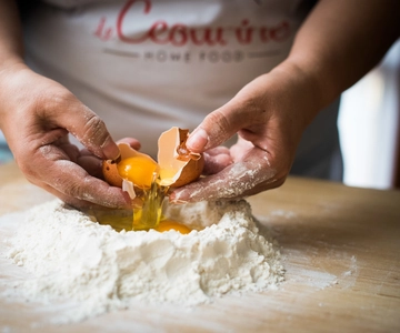 Bolonia: Clase de cocina de pasta y tiramisú en casa de un lugareño