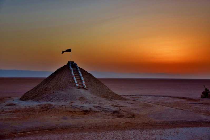 From Tozeur & Naftah: Watch the Sunrise at Chott Djerid