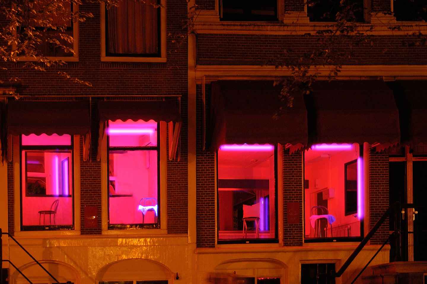 Amsterdam: Red Light District 1-hour Smartphone Audio Tour - Amsterdam: Red Light District 1-hour Smartphone Audio Tour