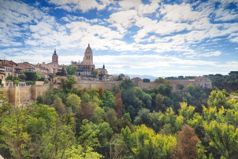 Ávila y Segovia: tour de día completo desde MadridÁvila y Segovia: tour de día completo con almuerzo gourmet