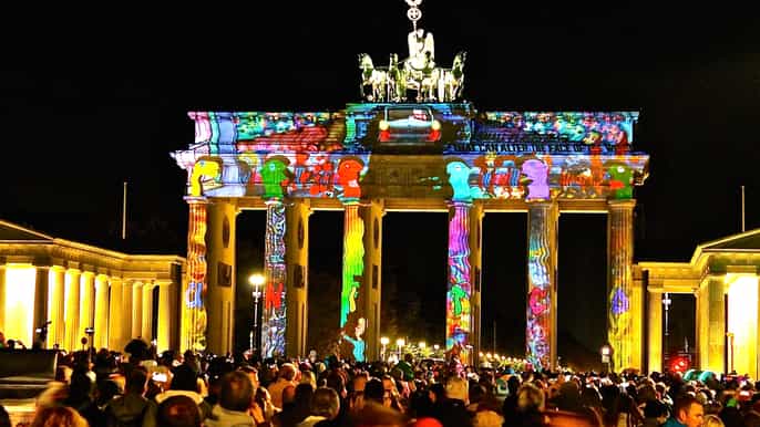 berlin festival of lights lightseeing 2.5hour segway tour