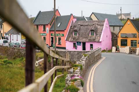 Ab Dublin: Geführte Tagestour zu den Cliffs of Moher