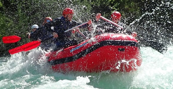 Von Bovec: Premium-Rafting auf dem Fluss Soča mit Fotoservice Von Bovec: Premium-Rafting auf dem Fluss Soča mit Fotoservice