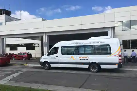 Salta: Private 1-Way or Round Trip SLA Airport Transfer