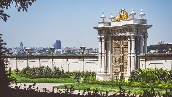 istanbul dolmabahce palace tour and bosphorus cruise