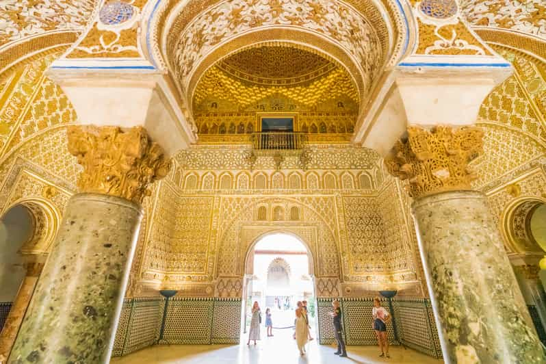 Alcázar De Sevilla: Entrada Prioritaria Y Tour Guiado | GetYourGuide