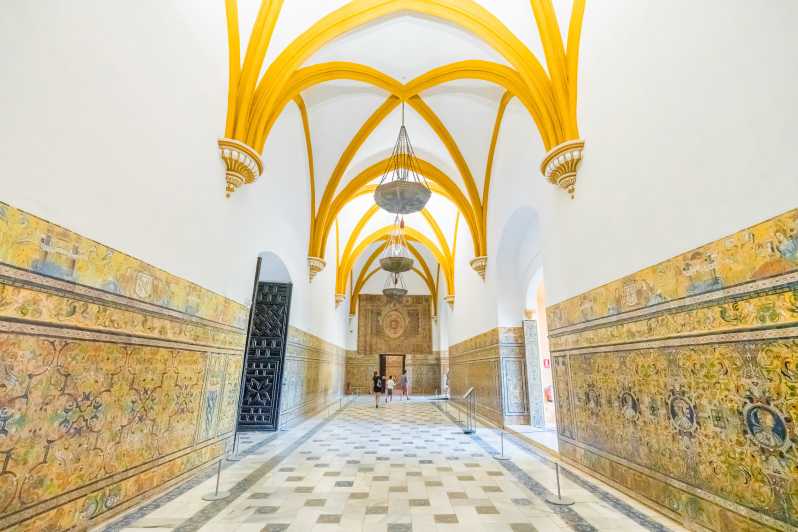 real alcazar guided tour