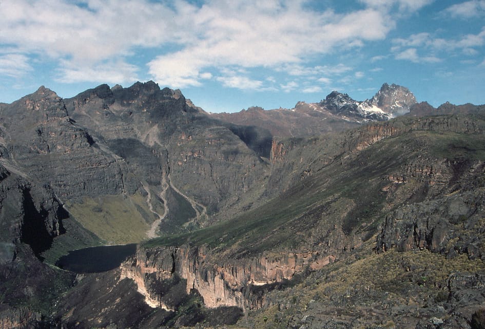 Desde Nairobi Excursión de un día al Parque Nacional del Monte Kenia