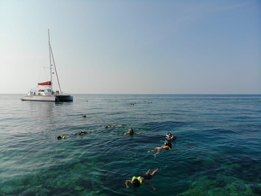  Key West: Sunset Snorkel Sail Trip with Open Bar 