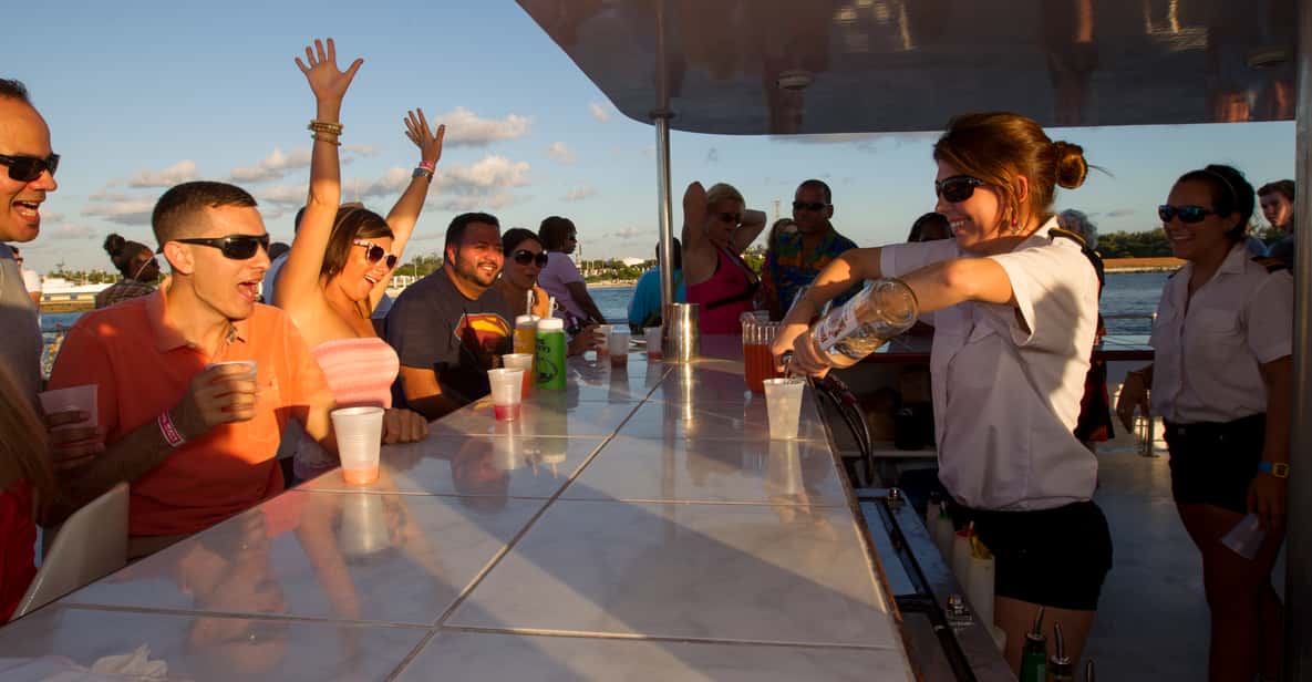 Key West: Sunset Cruise with Buffet Dinner and Open Bar