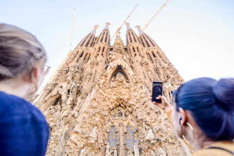 Sagrada Familia: rondleiding met voorrangstoegangRondleiding in het Spaans