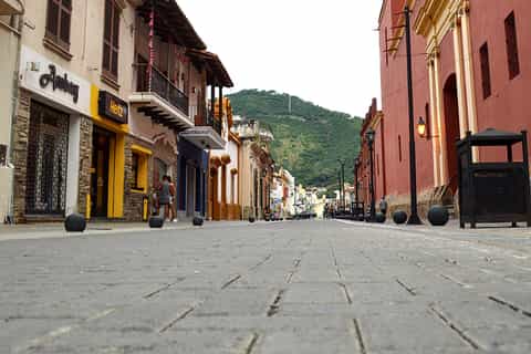 Salta: 2-hour Guided Walking Tour in Spanish