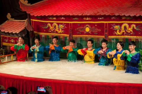 Hanoi: Visite du marché nocturne, spectacle de marionnettes sur l'eau et dînerVisite de groupe (max 15 personnes/groupe)
