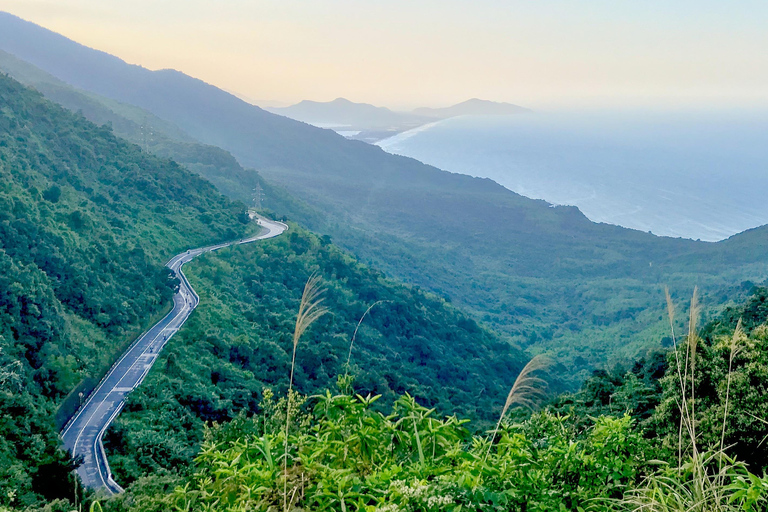 Da Nang: 3-Day Golden Loop Tour to Hue, Prao, and Hoi An