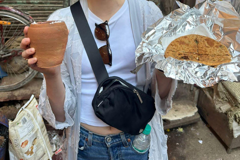 Wedding Wear & Bollywood Glam Shopping Tour (Women-Led Tour) Wedding Wear & Bollywood Glam Shopping Tour (Half-Day Tour)