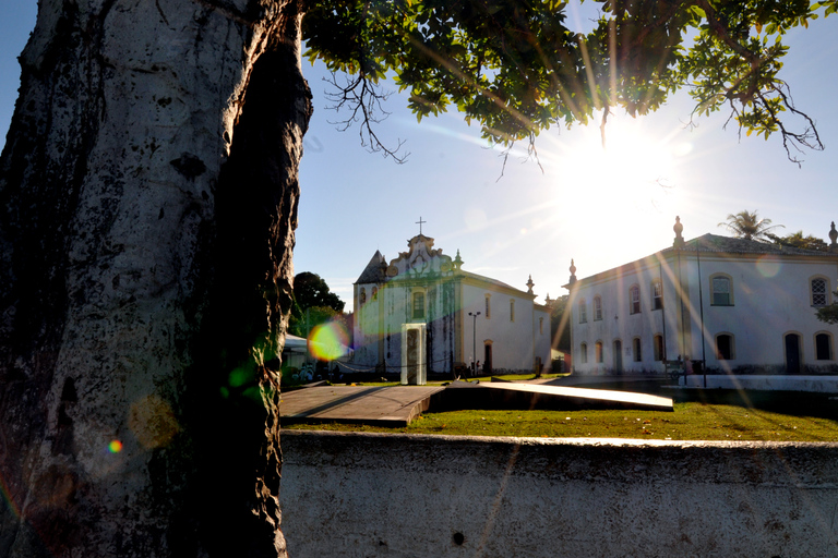 Salvador: Round-Trip Airport Transfer (SSA) and City Tour Spanish speaking guide