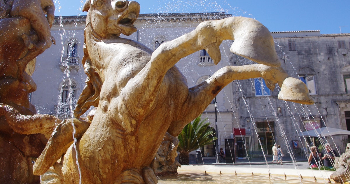 Ortigia Privater Rundgang und Bootsfahrt GetYourGuide