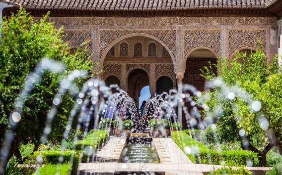 Granada: Alhambra, Gärten und Alcazaba Geführte Tour