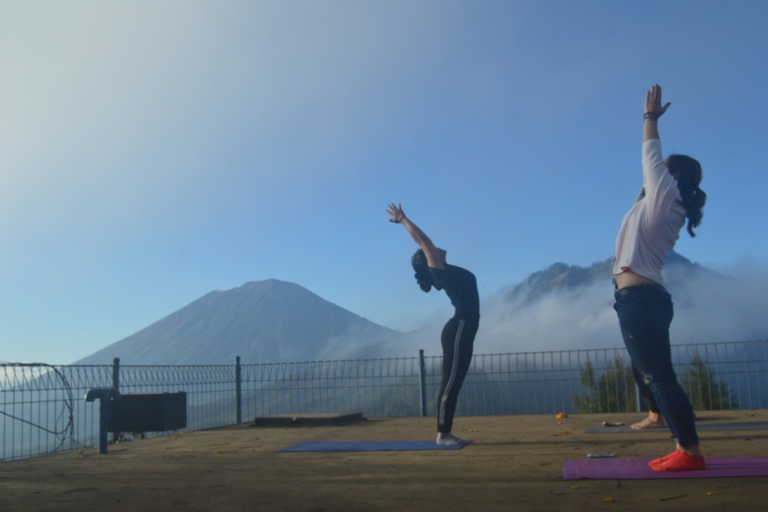 Kintamani: Sunrise Yoga, Meditation, Earth &amp; Water Rituals