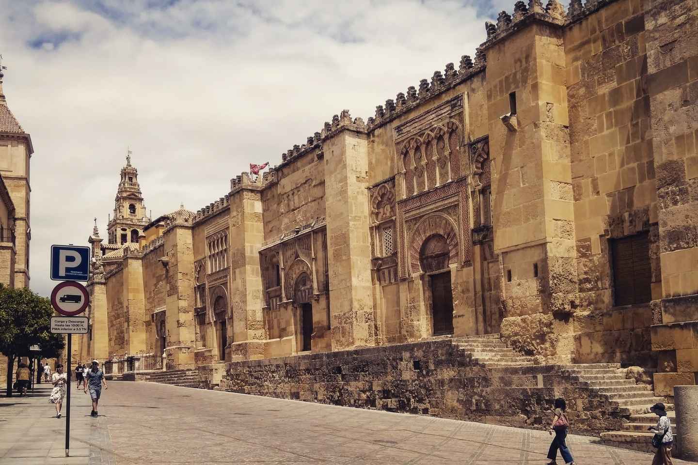 코르도바 자전거 투어로 하루 만에 즐기기