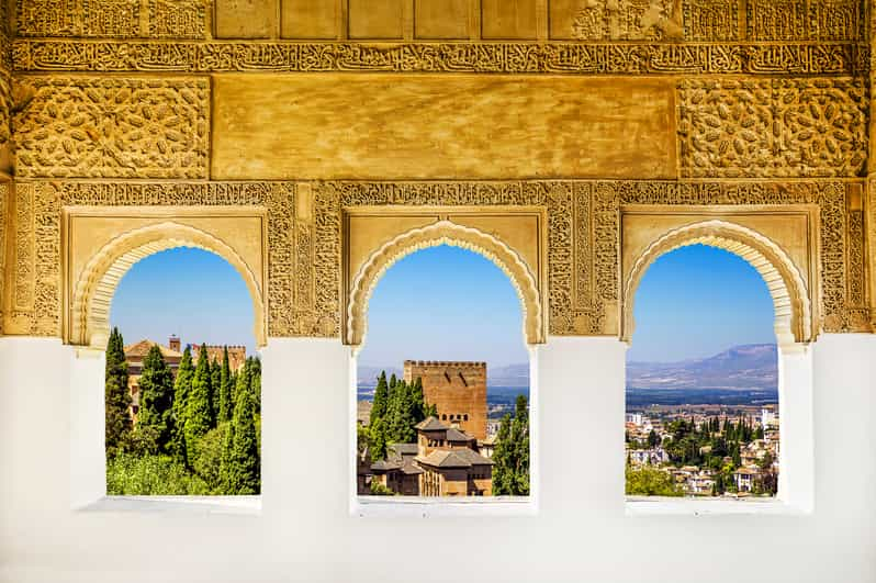 Alhambra, Nasrid Palaces, And Generalife 3-Hour Guided Tour | GetYourGuide