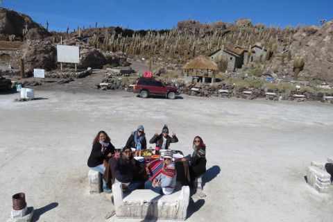 La Paz: tour delle saline di Uyuni in autobus