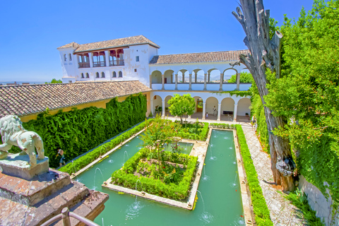 Granada: Excursão particular a Alhambra, Nasrid e GeneralifeGranada: Excursão Particular à Alhambra, Palácios Nasridas e Generalife