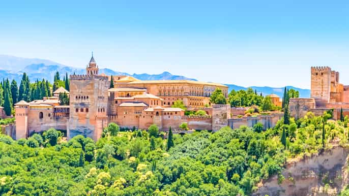 skiptheline group tour of alhambra