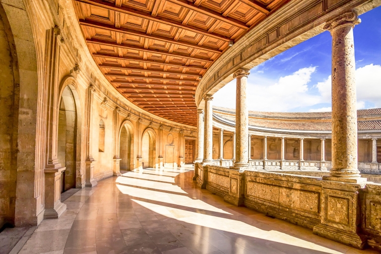 Desde la Costa del Sol: Granada, Alhambra + Tour Palacios NazaríesDesde Málaga capital