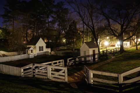 Williamsburg: Ultimate and Bone Chilling Ghost Tour