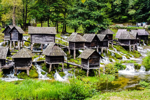 Sarajevo: Travnik and Jajce Tour with Fortress Entry