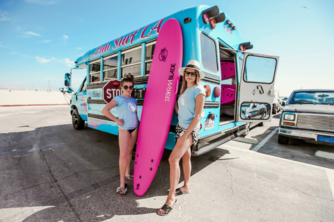 Los Angeles: Group Surfing LessonSanta Monica: Group Surfing Lesson