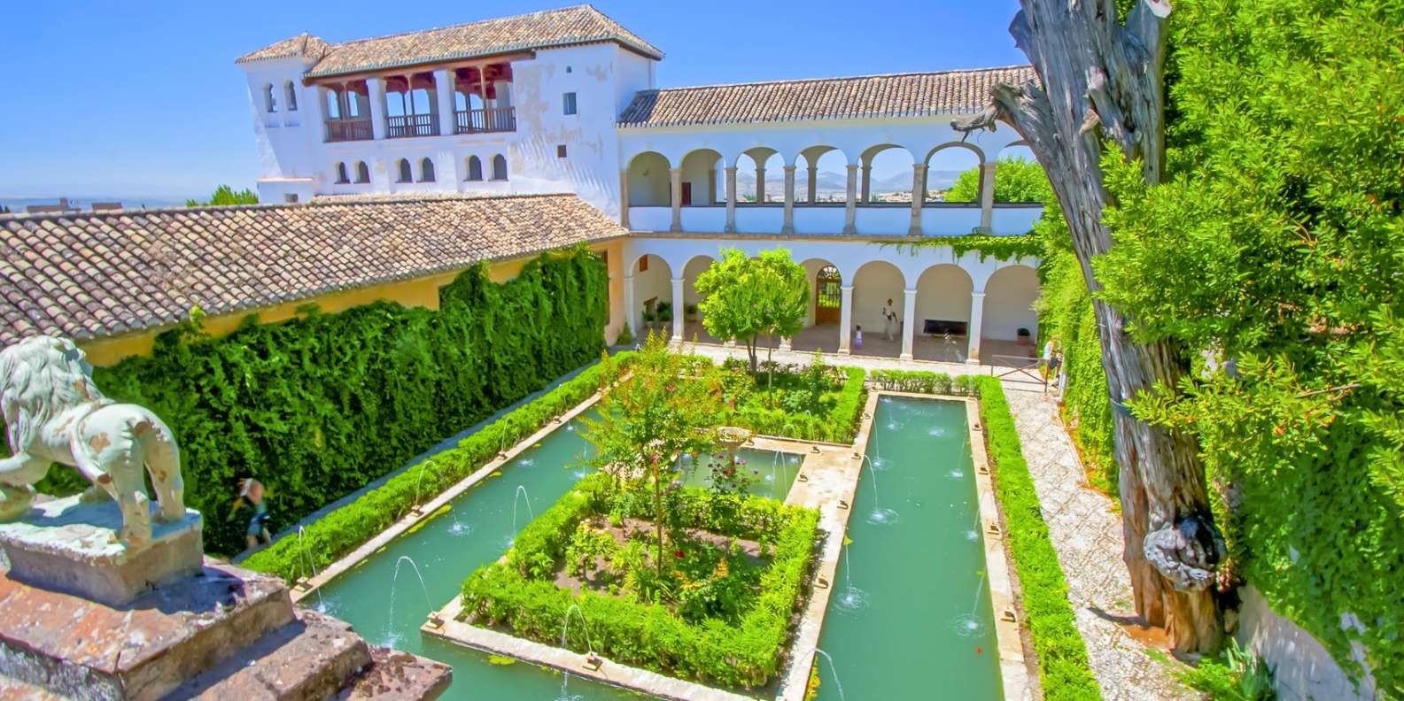 Depuis Séville : Excursion privée d'une journée à Grenade avec visite de l' Alhambra