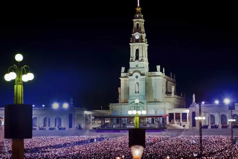 From Lisbon: Best of Fátima Half-Day Tour