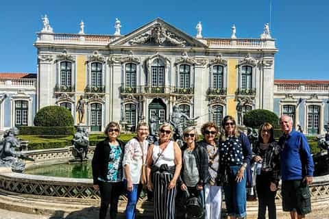 Lisboa: tour privado de Mafra, Ericeira y Queluz