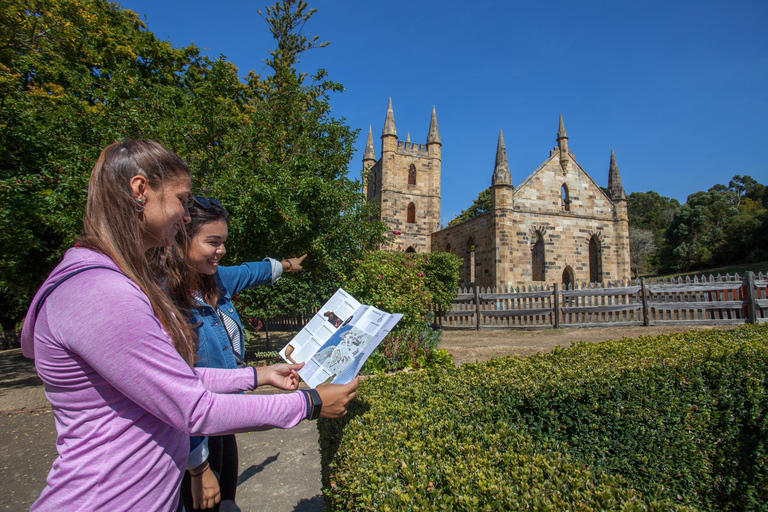 Hobart: Port Arthur, Lavender Farm, Richmond & Tasman NP