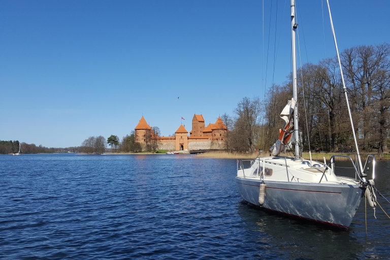Depuis Vilnius : château de Trakai et mémorial de PaneriaiVisite privée
