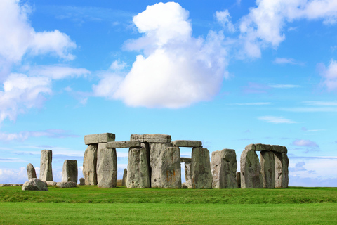 Au départ de Londres : Visite guidée privée de Stonehenge et BathVisite en anglais avec déjeuner inclus