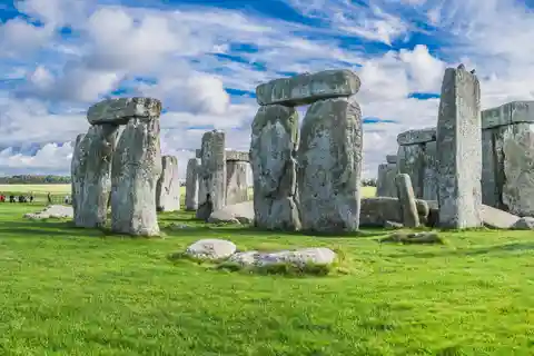 Från London: Stonehenge Inner Circle & Windsor Open Top Bus