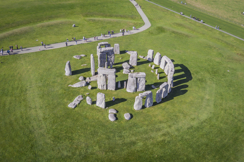 Au départ de Londres : Visite guidée privée de Stonehenge et BathVisite en anglais avec déjeuner inclus