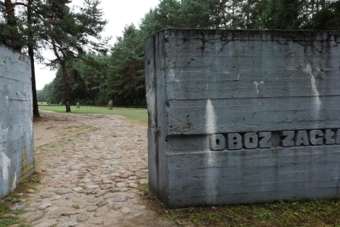 Tour privado de 6 horas en automóvil a Treblinka con recogida en el hotel
