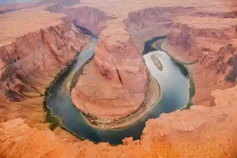 Page : Vol en hélicoptère à Horseshoe Bend